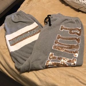 💗VS Pink Sweats💗